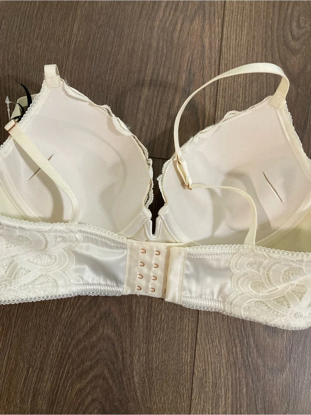 aerie elegant ivory